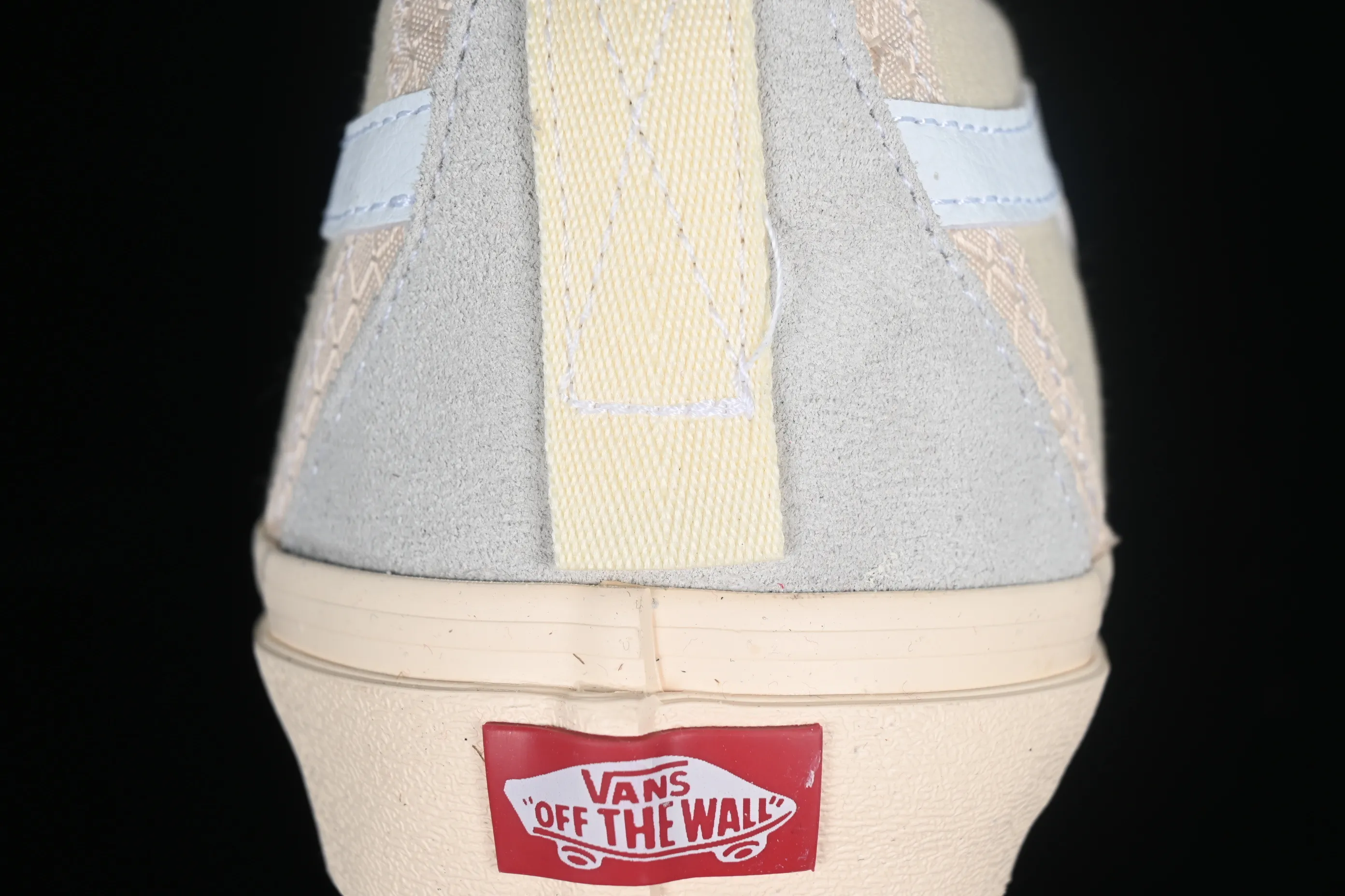 All categories Vans Vans series Vans Mid Vans China A.B.C x Vans Sk8-Hi Ext Vans joint high-top casual sneakers VN000BW6ECR